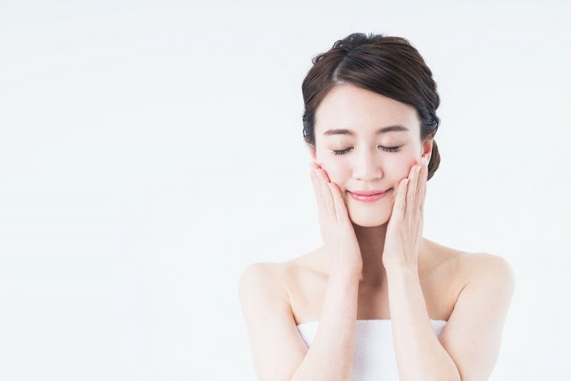 tẩy trang bằng dung dịch tẩy trang dạng dầu tẩy trang bằng dung dịch tẩy trang dạng dầu